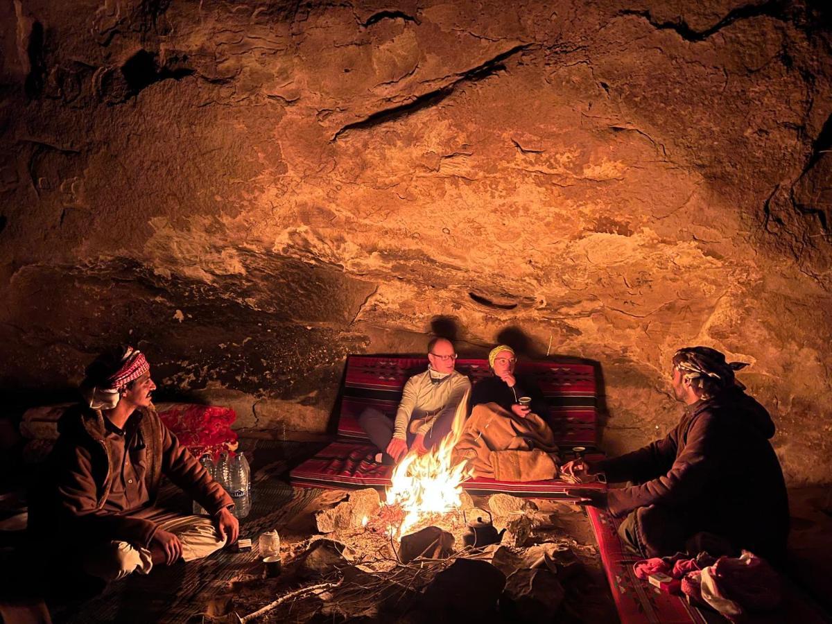 Joy To Wadi Rum Exterior photo