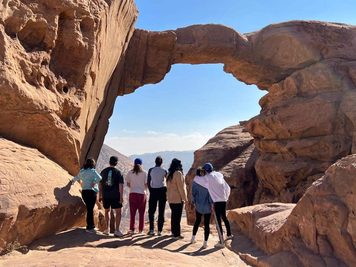Joy To Wadi Rum Exterior photo