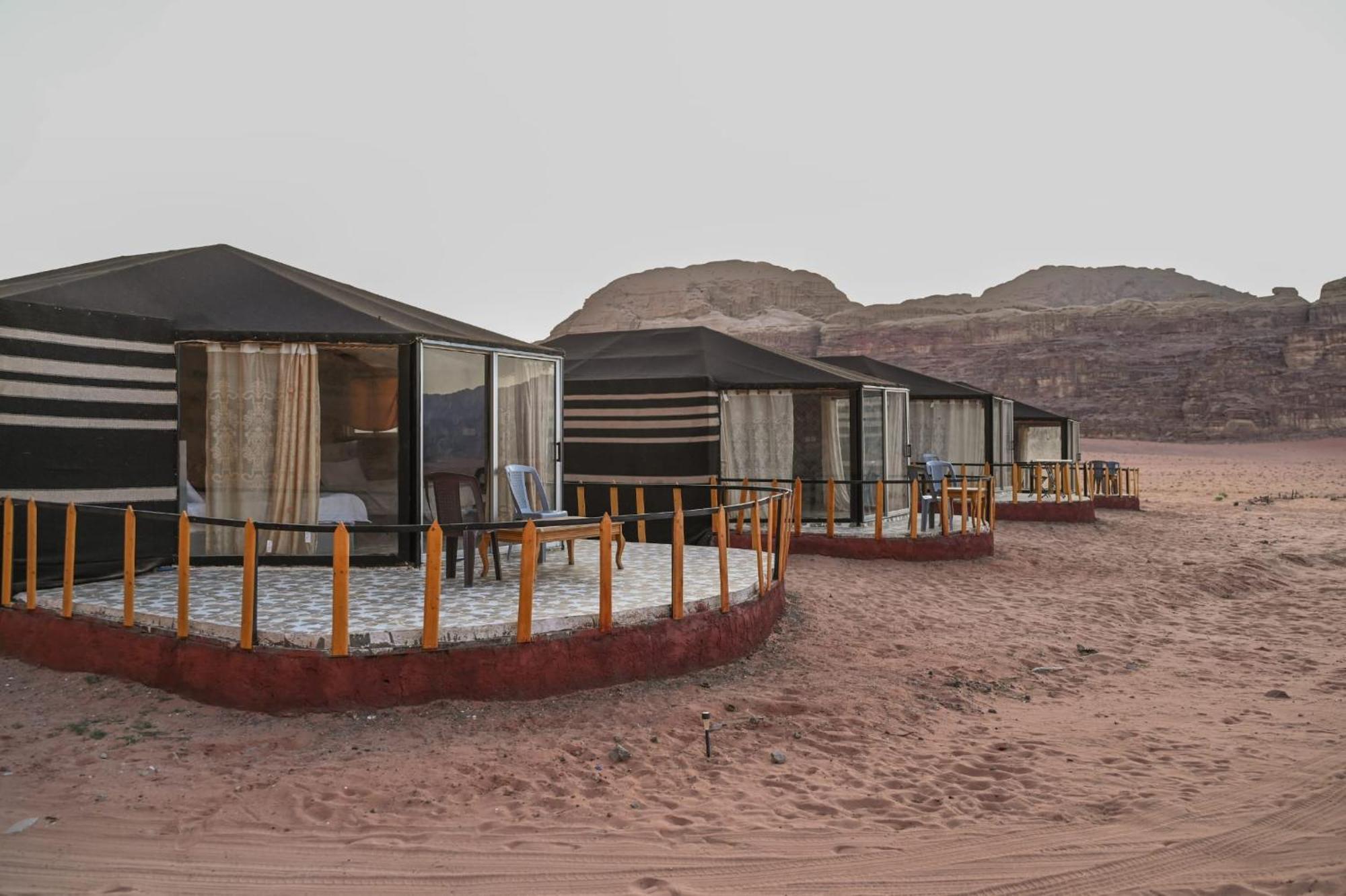 Joy To Wadi Rum Exterior photo