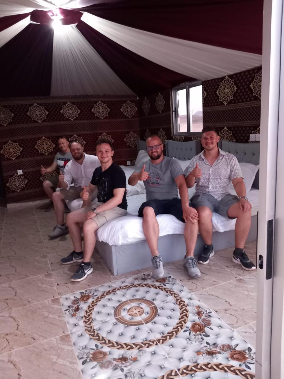 Joy To Wadi Rum Exterior photo