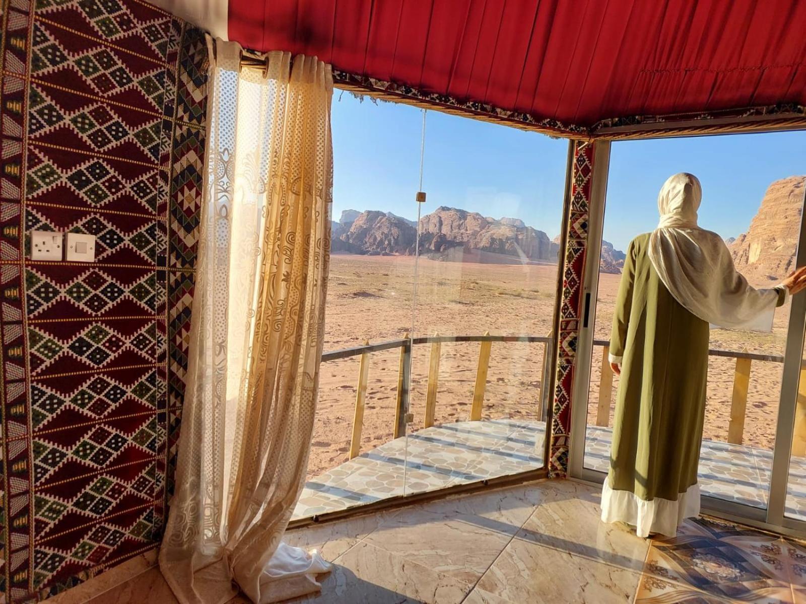 Joy To Wadi Rum Exterior photo